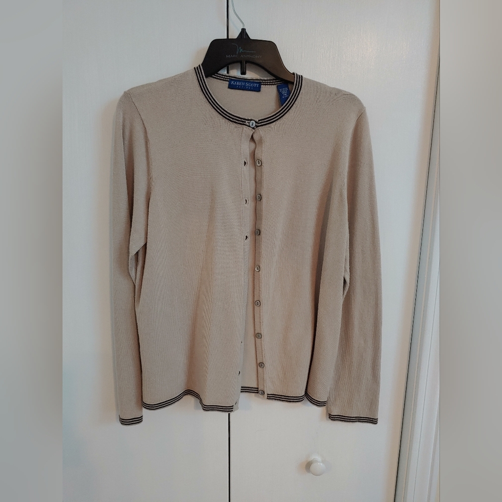 Cardigan Long Sleeves - Size Petite Medium